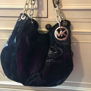 Michael kors bag in excellent condition like new